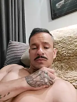 Snapshot of juniortche1313 chatting on 11-29-25, 09:59 juniortche1313 online show from 11-29-25, 09:59