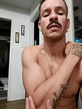 Snapshot of juniortche1313 chatting on 12-04-25, 10:53 juniortche1313 online show from 12-04-25, 10:53