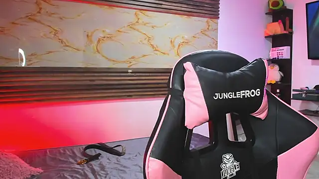 Cloe roouse online show from 03-13-26, 07:41