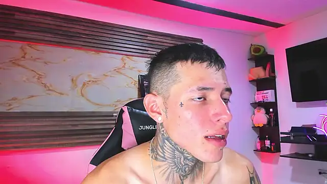 Cloe roouse online show from 03-15-26, 01:29