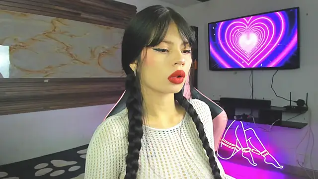 Cloe roouse online show from 10-28-25, 08:19