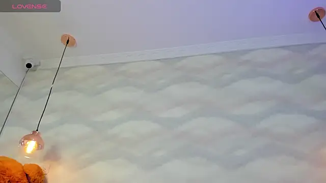 zephyra-angels online show from 09-30-25, 03:23