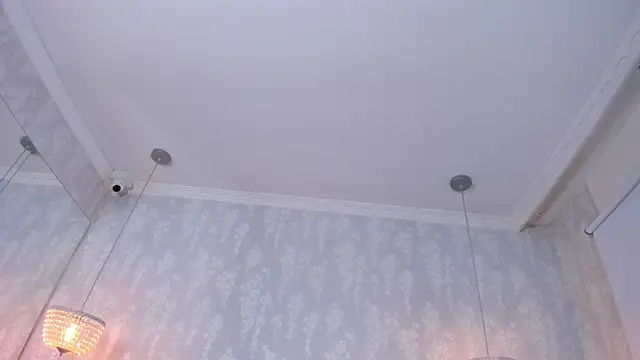 zephyra-angels online show from 12-20-25, 04:04