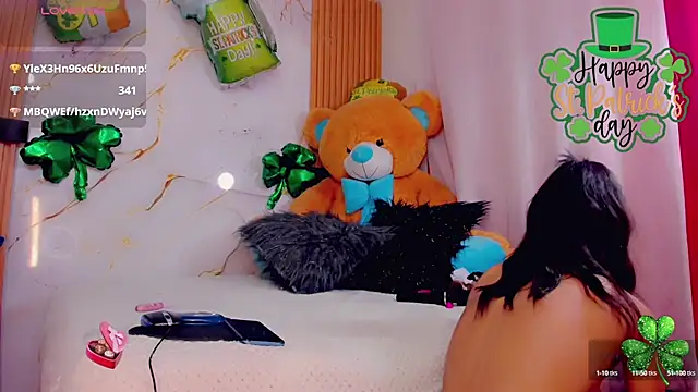 Snapshot of ValeriCardenas chatting on 03-19-25, 04:36 ValeriCardenas online show from 03-19-25, 04:36
