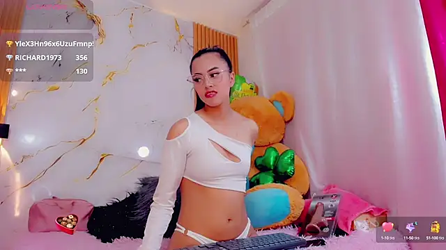Snapshot of ValeriCardenas chatting on 03-16-25, 12:01 ValeriCardenas online show from 03-16-25, 12:01