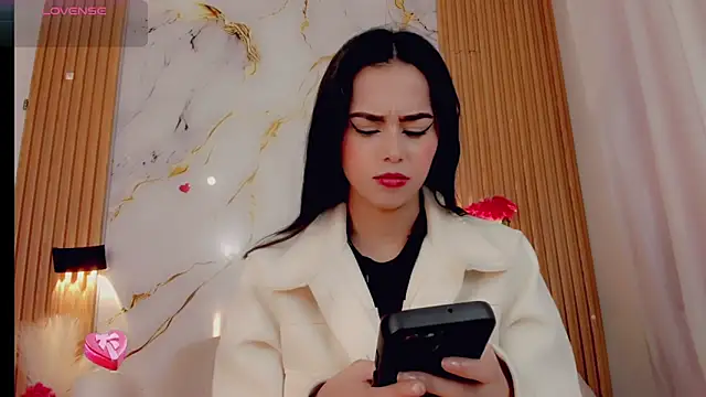 ValeriCardenas online show from 11-19-25, 01:16