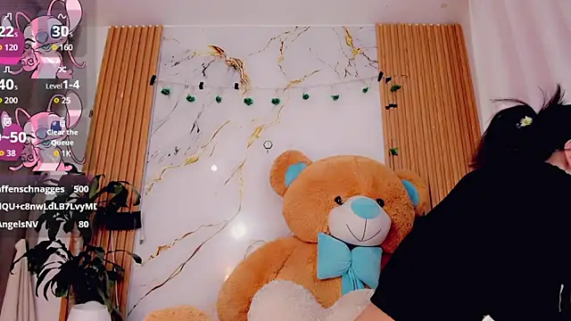 ValeriCardenas online show from 04-11-26, 02:08