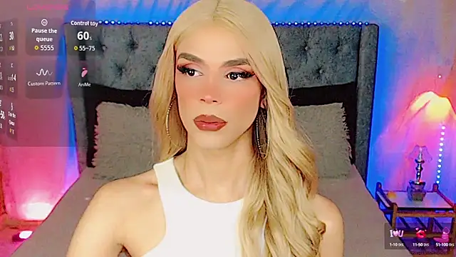 Snapshot of Dalila_moan chatting on 09-15-25, 07:47 Dalila moan online show from 09-15-25, 07:47