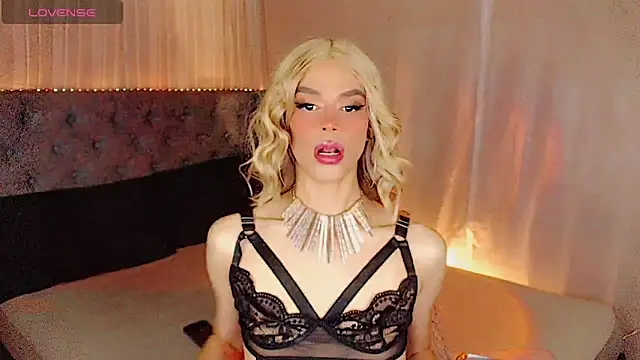 Dalila moan online show from 11-16-25, 10:57