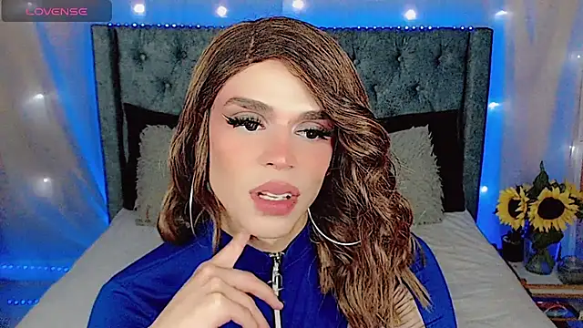 Snapshot of Dalila_moan chatting on 03-20-25, 12:30 Dalila moan online show from 03-20-25, 12:30