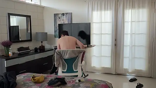 Snapshot of webtonight chatting on 02-26-25, 01:25 webtonight online show from 02-26-25, 01:25