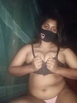 Snapshot of nasrin-hot chatting on 03-09-25, 05:39 nasrin-hot online show from 03-09-25, 05:39