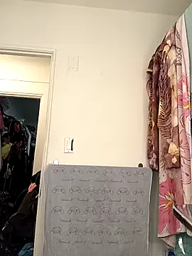 Foxxyhoneypott online show from 03-29-26, 02:13