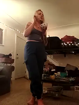 Foxxyhoneypott online show from 02-17-26, 06:33