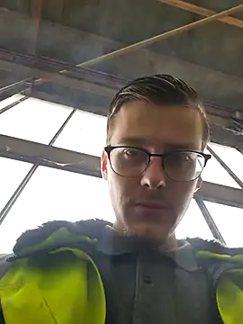 Snapshot of luckyluuk25 chatting on 02-25-25, 10:04 luckyluuk25 online show from 02-25-25, 10:04