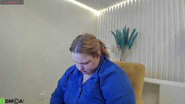Amy Hall online show from 10-18-25, 12:56