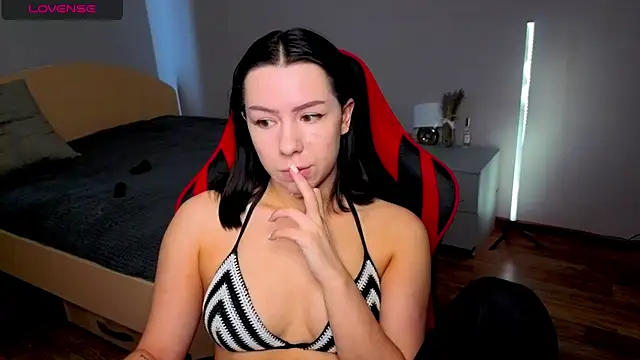 meganluss online show from 05-12-26, 03:25