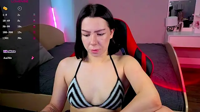 Snapshot of meganluss chatting on 06-11-26, 03:14 meganluss online show from 06-11-26, 03:14