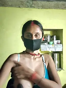 Divya Chandok online show from 10-25-25, 07:58