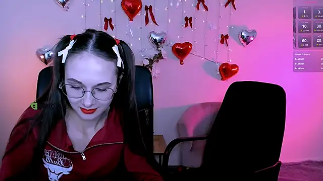 doll vey online show from 02-16-26, 08:07