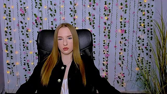 doll vey online show from 03-04-25, 03:37