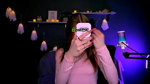 doll vey online show from 10-30-25, 08:06