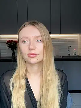 Snapshot of EvaBrooklyn chatting on 03-13-25, 06:37 EvaBrooklyn online show from 03-13-25, 06:37