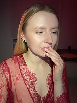 Snapshot of EvaBrooklyn chatting on 03-21-25, 07:02 EvaBrooklyn online show from 03-21-25, 07:02