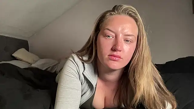 MissMaisiex online show from 04-13-26, 08:02