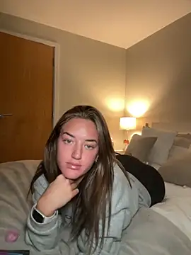 Snapshot of MissMaisiex chatting on 10-09-25, 08:09 MissMaisiex online show from 10-09-25, 08:09