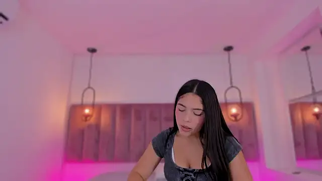 Snapshot of Haily_b chatting on 02-03-26, 08:36 Haily b online show from 02-03-26, 08:36