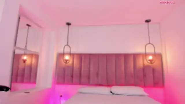 Snapshot of Haily_b chatting on 01-18-26, 07:39 Haily b online show from 01-18-26, 07:39