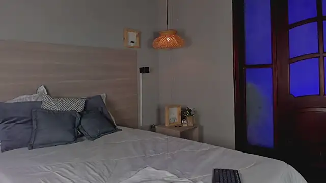 sweet obsession   online show from 09-22-25, 09:21