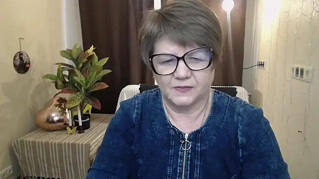 AurikaGrannies online show from 03-01-25, 07:19