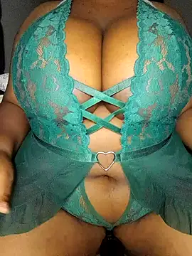 wamie12 online show from 09-29-25, 10:37