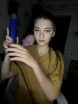 Snapshot of MrrKate chatting on 11-11-25, 12:27 MrrKate online show from 11-11-25, 12:27