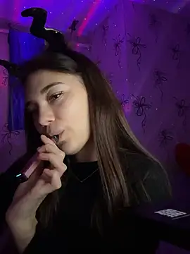 MrrKate online show from 02-27-25, 03:18