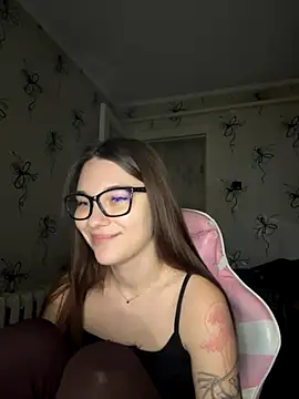 Snapshot of MrrKate chatting on 11-20-25, 11:58 MrrKate online show from 11-20-25, 11:58