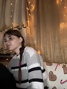 Snapshot of MrrKate chatting on 12-20-25, 09:50 MrrKate online show from 12-20-25, 09:50