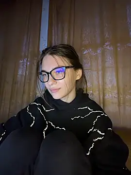 MrrKate online show from 04-28-26, 02:27