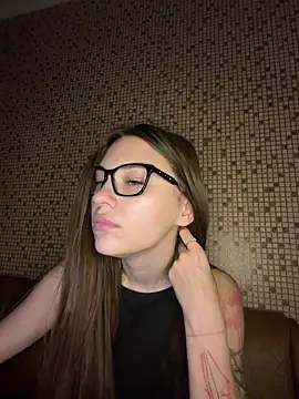 MrrKate online show from 05-24-26, 01:05