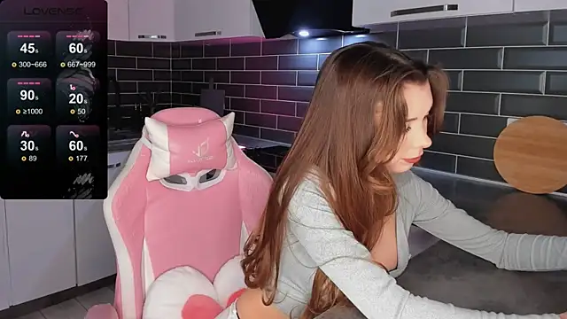 EmmaVictori1 online show from 03-23-26, 06:35