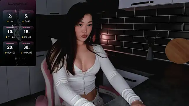 Snapshot of ShaiyaMinn3 chatting on 11-30-25, 05:03 ShaiyaMinn3 online show from 11-30-25, 05:03