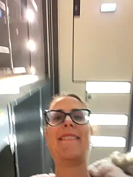 NataKitten online show from 11-10-25, 04:12