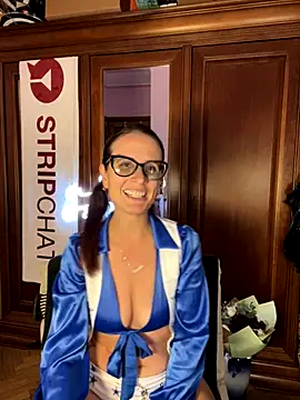 NataKitten online show from 10-19-25, 04:21