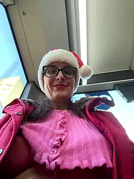 NataKitten online show from 12-23-25, 06:34