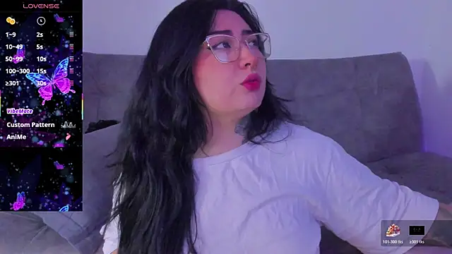 Curvybaddie99 online show from 04-09-26, 05:52