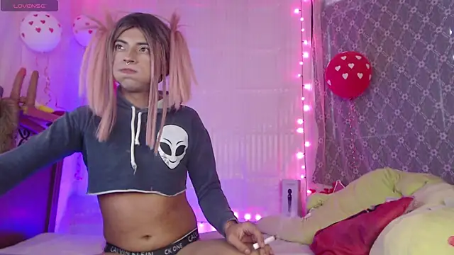 Nikol Twink online show from 02-18-26, 01:29