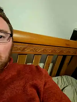 Snapshot of Madelle- chatting on 03-05-25, 10:54 Madelle- online show from 03-05-25, 10:54