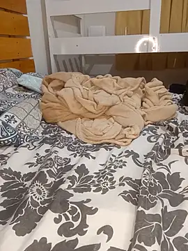 ebonye  online show from 11-12-25, 10:19